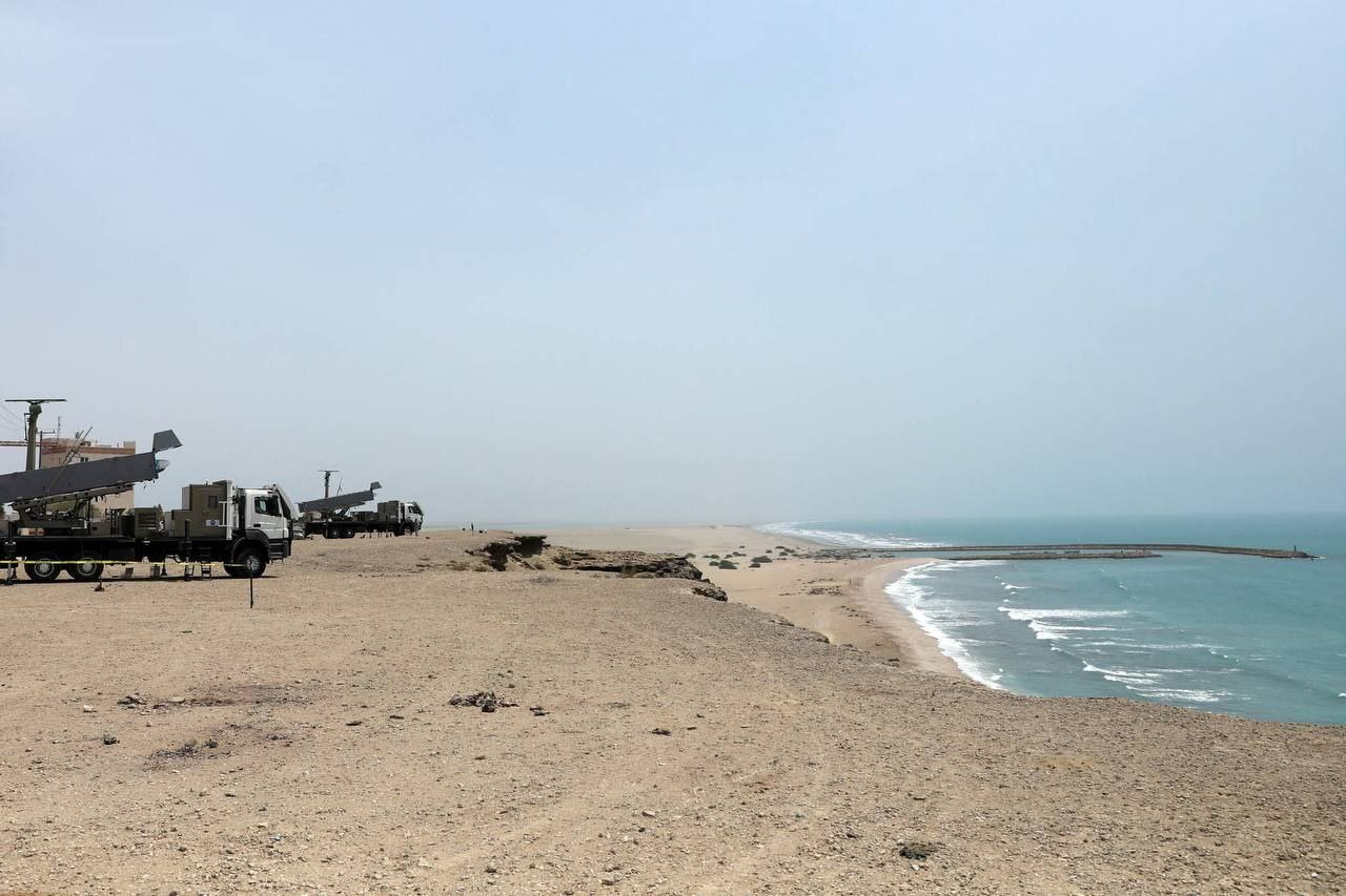 بازتاب رزمایش نظامی ایران در رسانههای عربی/ ایران در حال افزایش قدرت دفاعی خود است بازتاب رزمایش نظامی ایران در رسانههای عربی/ ایران در حال افزایش قدرت دفاعی خود است