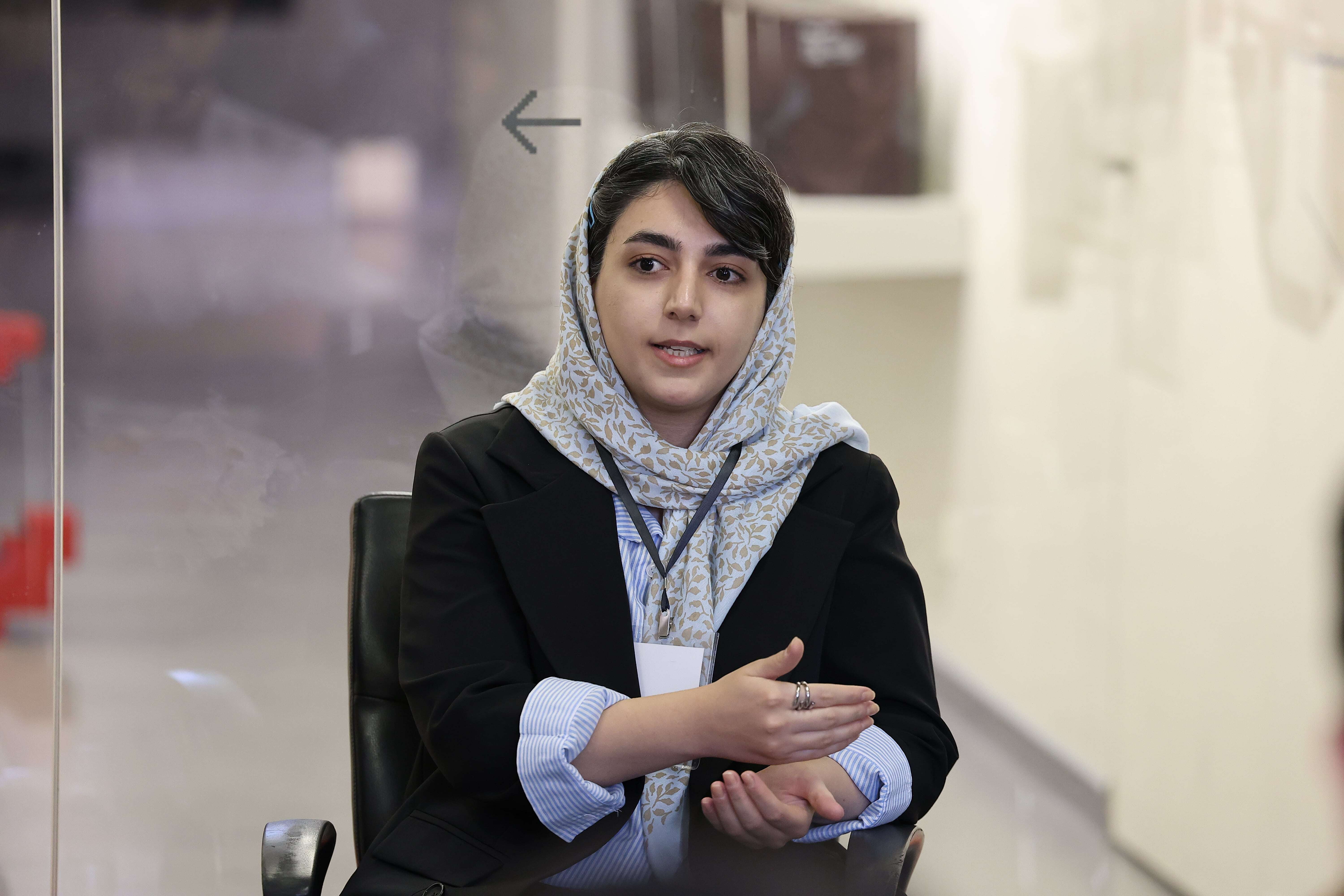 هوش مصنوعی ابزاری قدرتمند است اما جایگزین تفکر انسانی نیست هوش مصنوعی ابزاری قدرتمند است اما جایگزین تفکر انسانی نیست