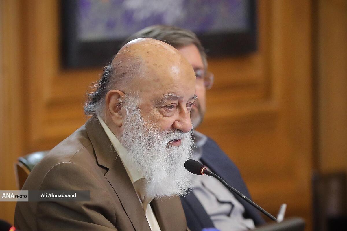 چمران: نصب بلندگو در میادین شهری هنوز اجرایی نشده+ فیلم