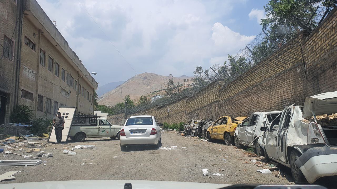 اوین هنوز ویران است؛ روایت تازه از بازدید خبرنگاران از محل انفجار