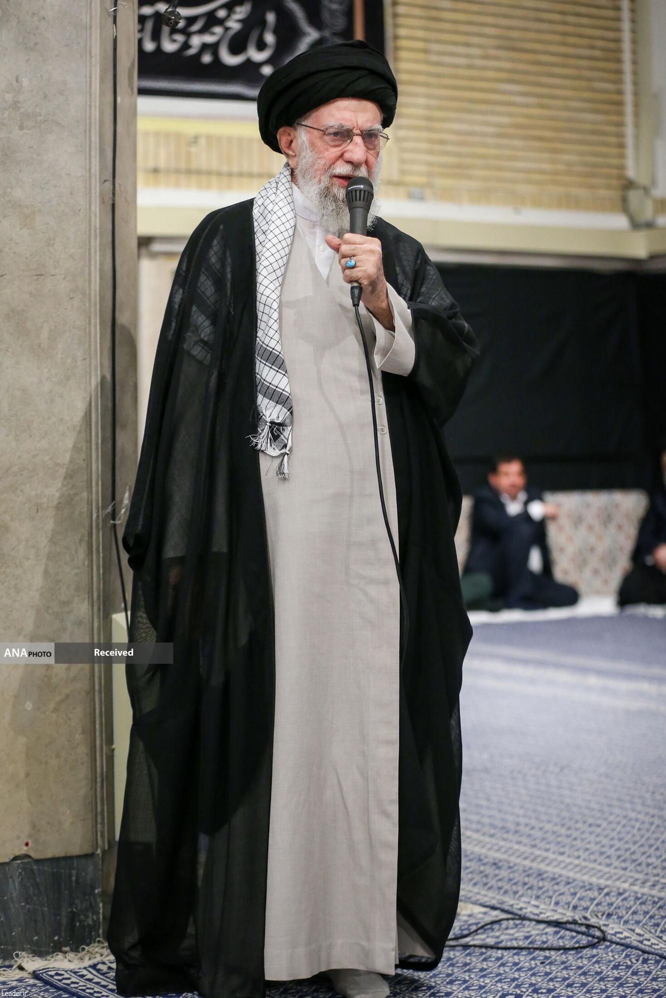 ایستاده برای تبیین جهاد؛ دست پر ایران در مدار دین و دانش