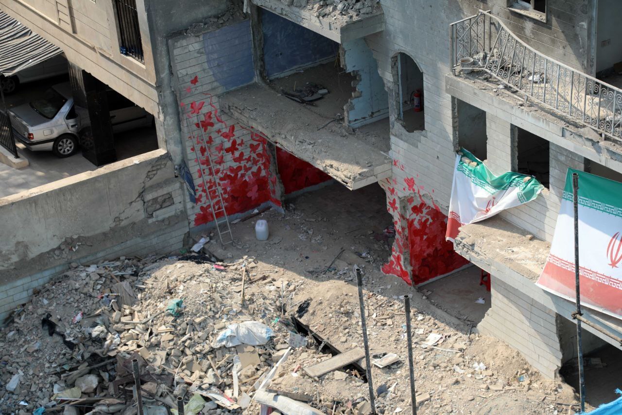 دیوارهای آتشدیده، دوباره جان گرفتند دیوارهای آتشدیده، دوباره جان گرفتند