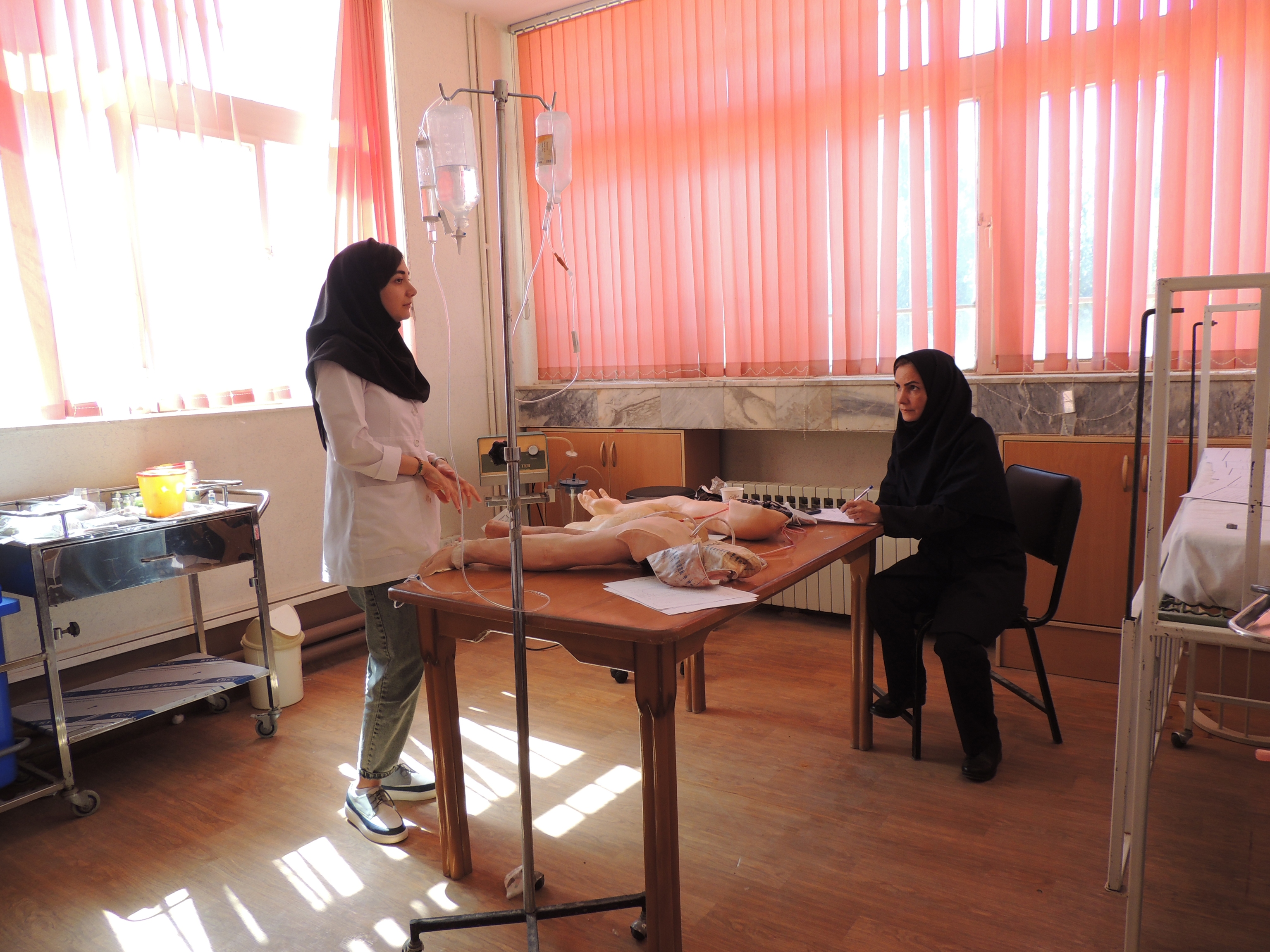 ایستگاه به ایستگاه تا حرفه‌ای شدن؛ آزمون OSCE شبیه‌سازی واقعیت برای ارتقای مهارت‌های پرستاری