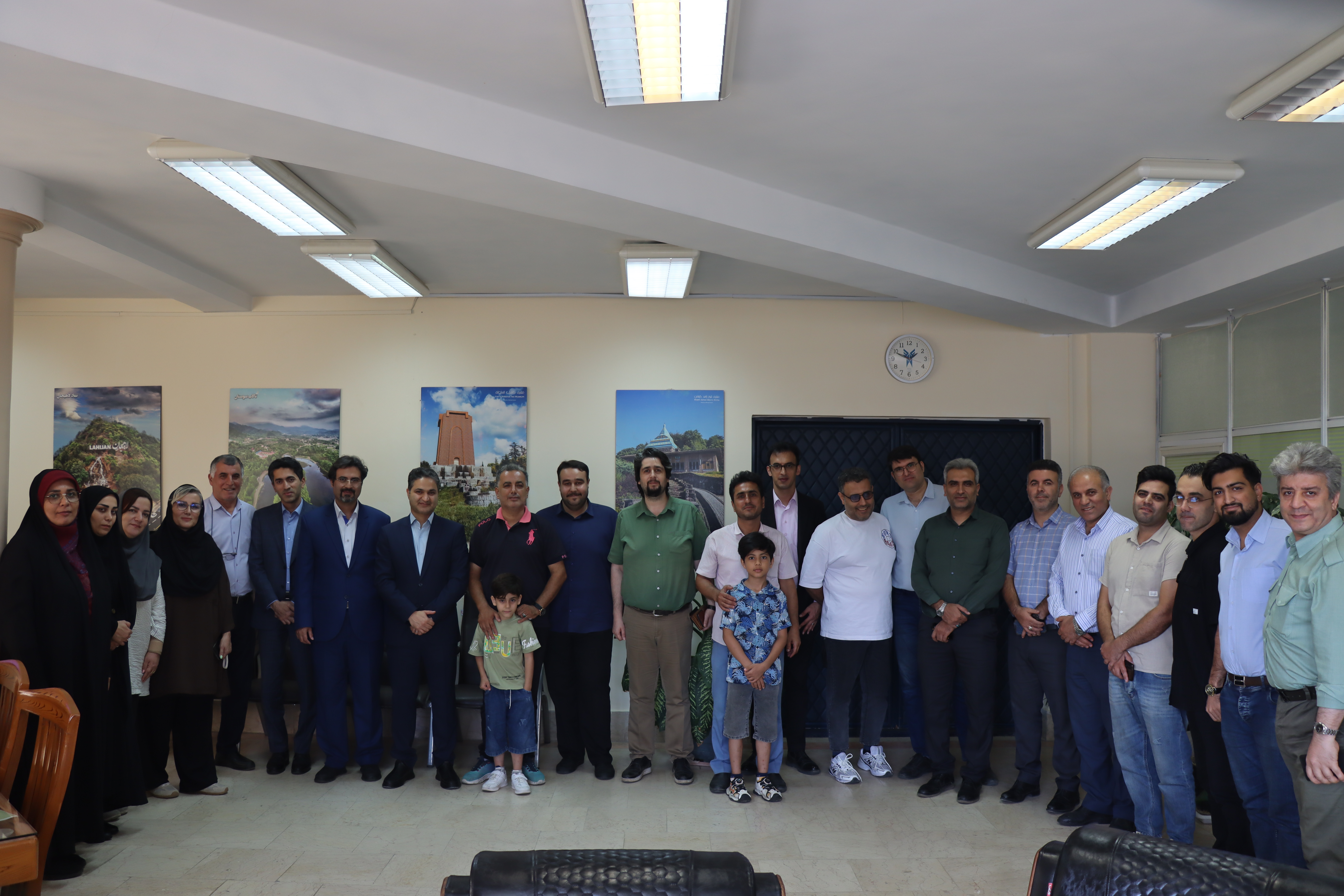 از کشاورزی تا هنر؛ تحول گام به گام دانشگاه آزاد لاهیجان با رشتههای نوین/ رشد ۱۰ هزار نفری دانشجو از کشاورزی تا هنر؛ تحول گام به گام دانشگاه آزاد لاهیجان با رشتههای نوین/ رشد ۱۰ هزار نفری دانشجو