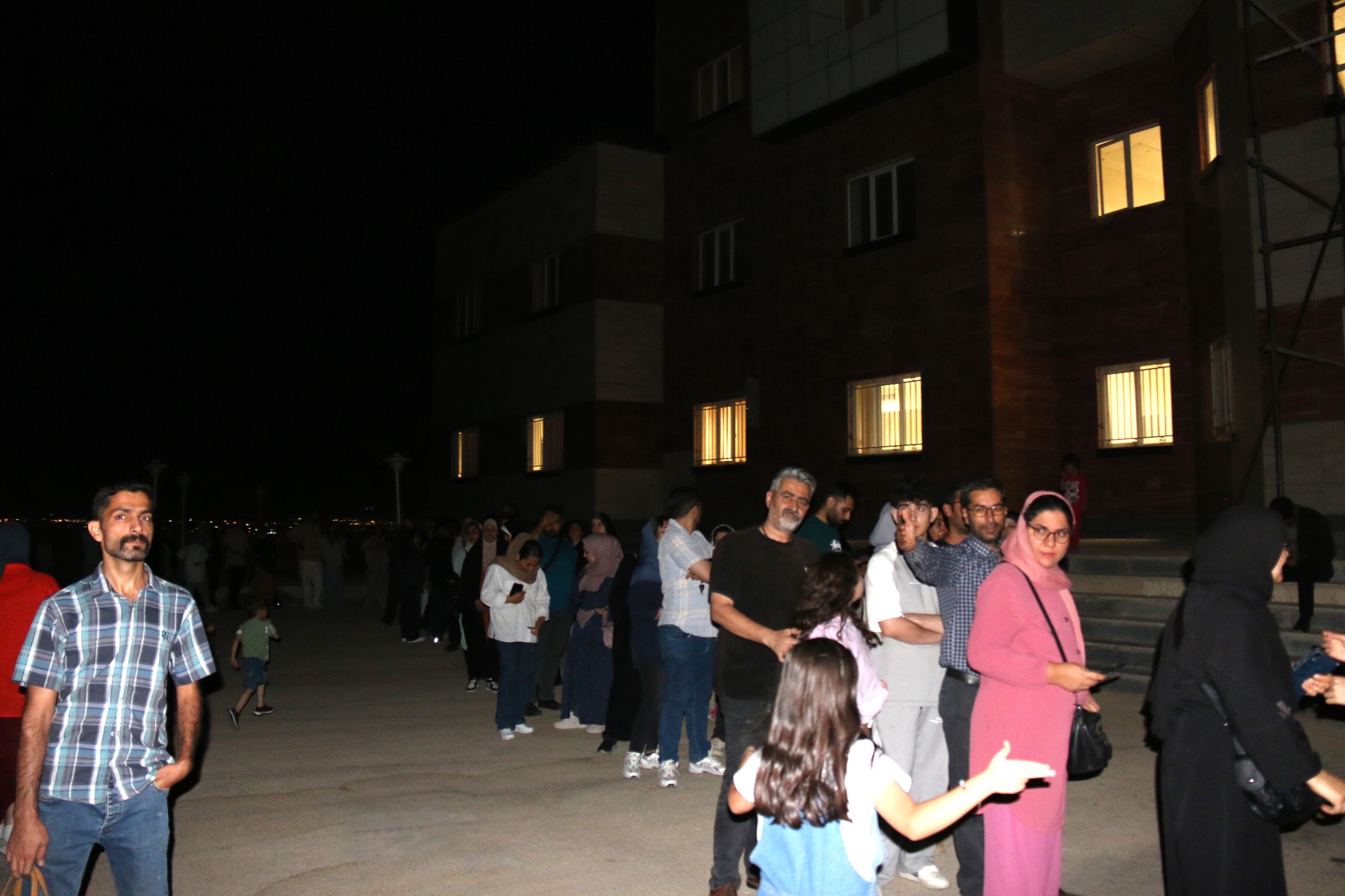 چرا ماه سرخ شد؟/ رونمایی از راز قرمزی نادر ماه