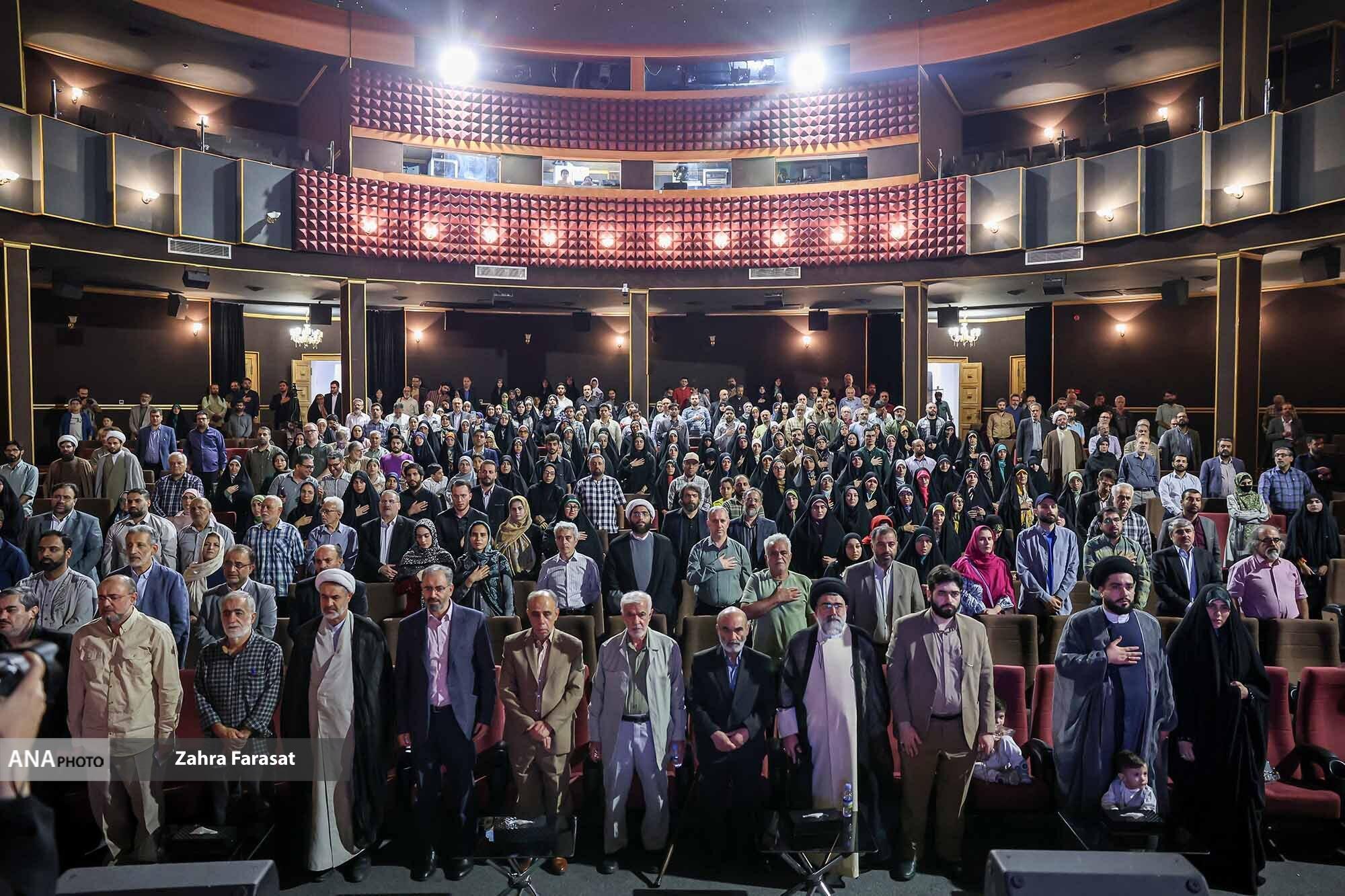 برگزیدگان چهارمین جایزه شهید اندرزگو معرفی شدند/ جهاد ادبی برای ترسیم چهره واقعی خاندان پهلوی برگزیدگان چهارمین جایزه شهید اندرزگو معرفی شدند/ جهاد ادبی برای ترسیم چهره واقعی خاندان پهلوی