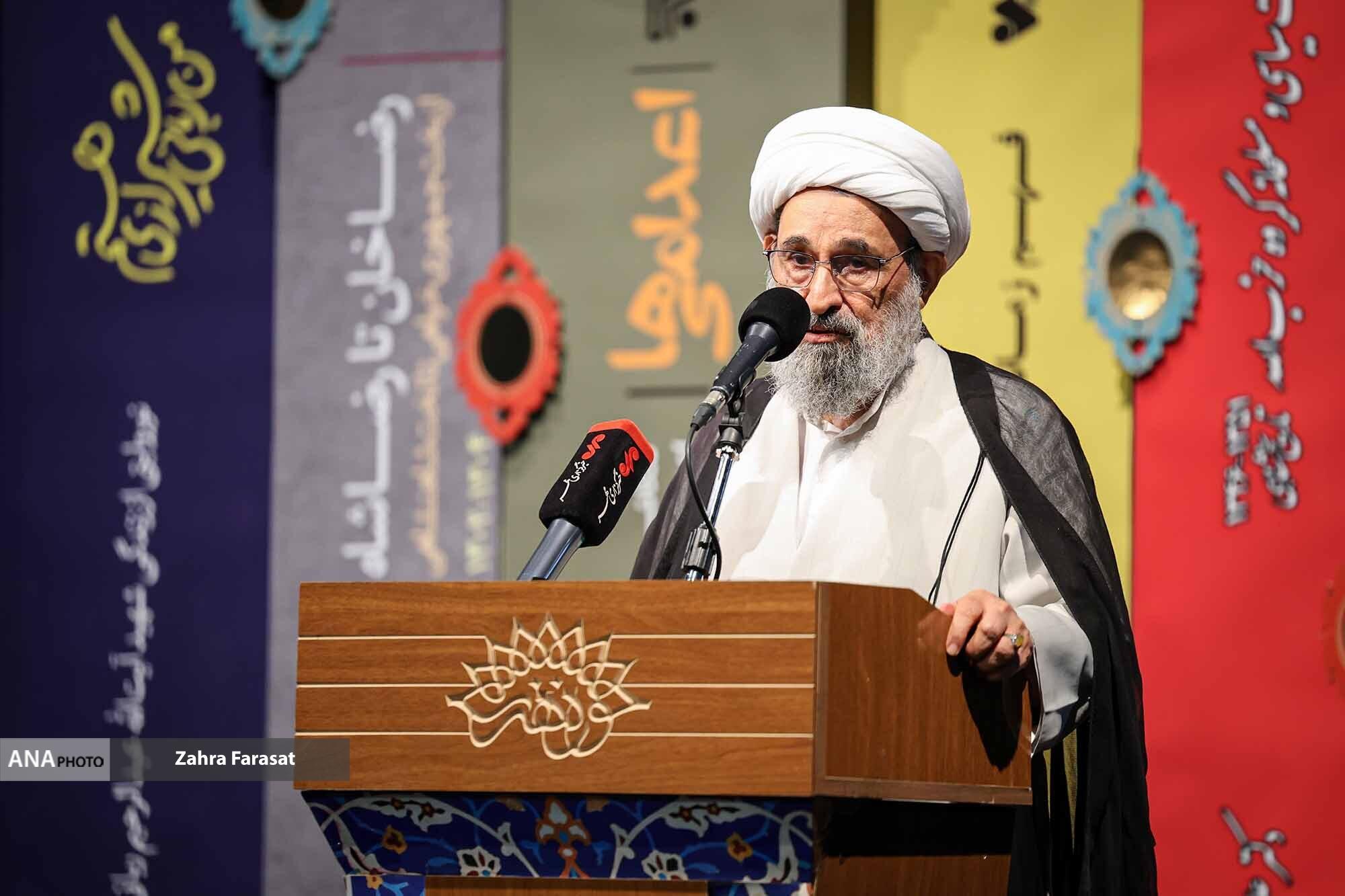 برگزیدگان چهارمین جایزه شهید اندرزگو معرفی شدند/ جهاد ادبی برای ترسیم چهره واقعی خاندان پهلوی برگزیدگان چهارمین جایزه شهید اندرزگو معرفی شدند/ جهاد ادبی برای ترسیم چهره واقعی خاندان پهلوی