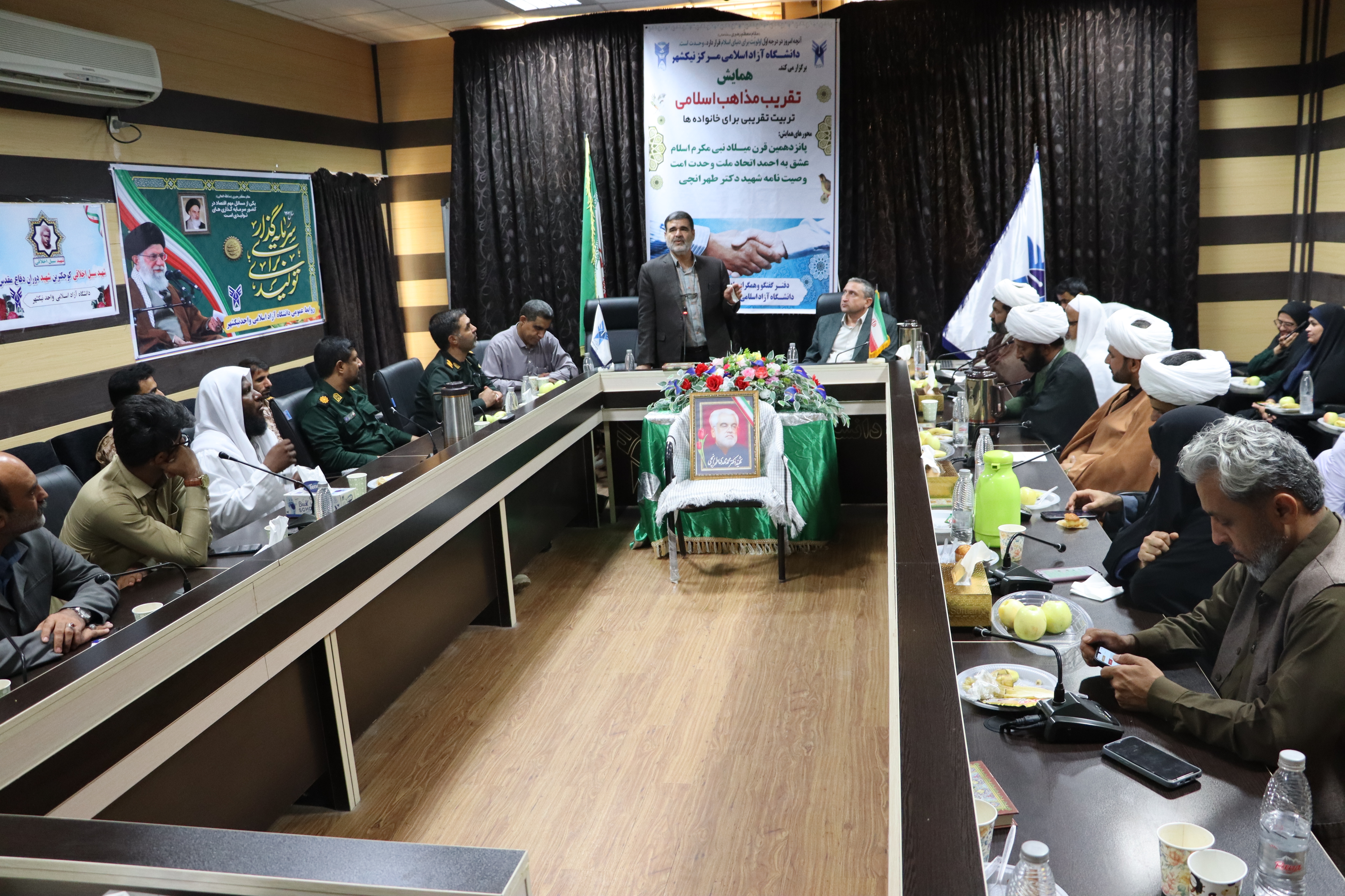 تقریب مذاهب تنها در گفتار خلاصه نمی‌شود/ دانشگاه آزاد زمینه‌ساز گسترش اندیشه تقریب در جامعه