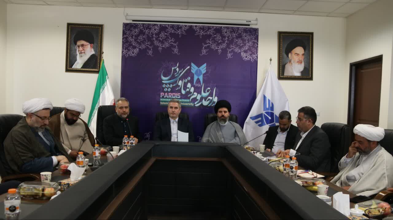 «امامتپژوهی در دنیای مدرن»؛ راهی برای عبور از بحرانهای اخلاقی و اجتماعی «امامتپژوهی در دنیای مدرن»؛ راهی برای عبور از بحرانهای اخلاقی و اجتماعی