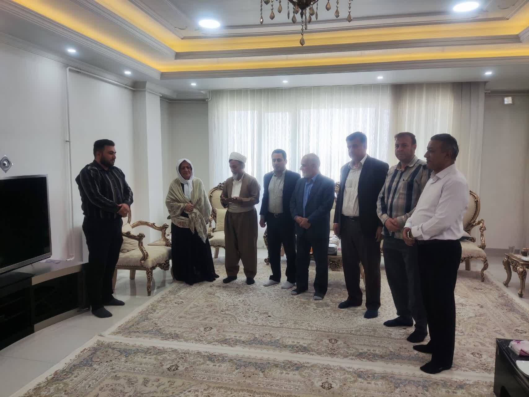 دانشگاه محیطی برای تربیت نسل متعهد، مؤمن و انقلابی دانشگاه محیطی برای تربیت نسل متعهد، مؤمن و انقلابی