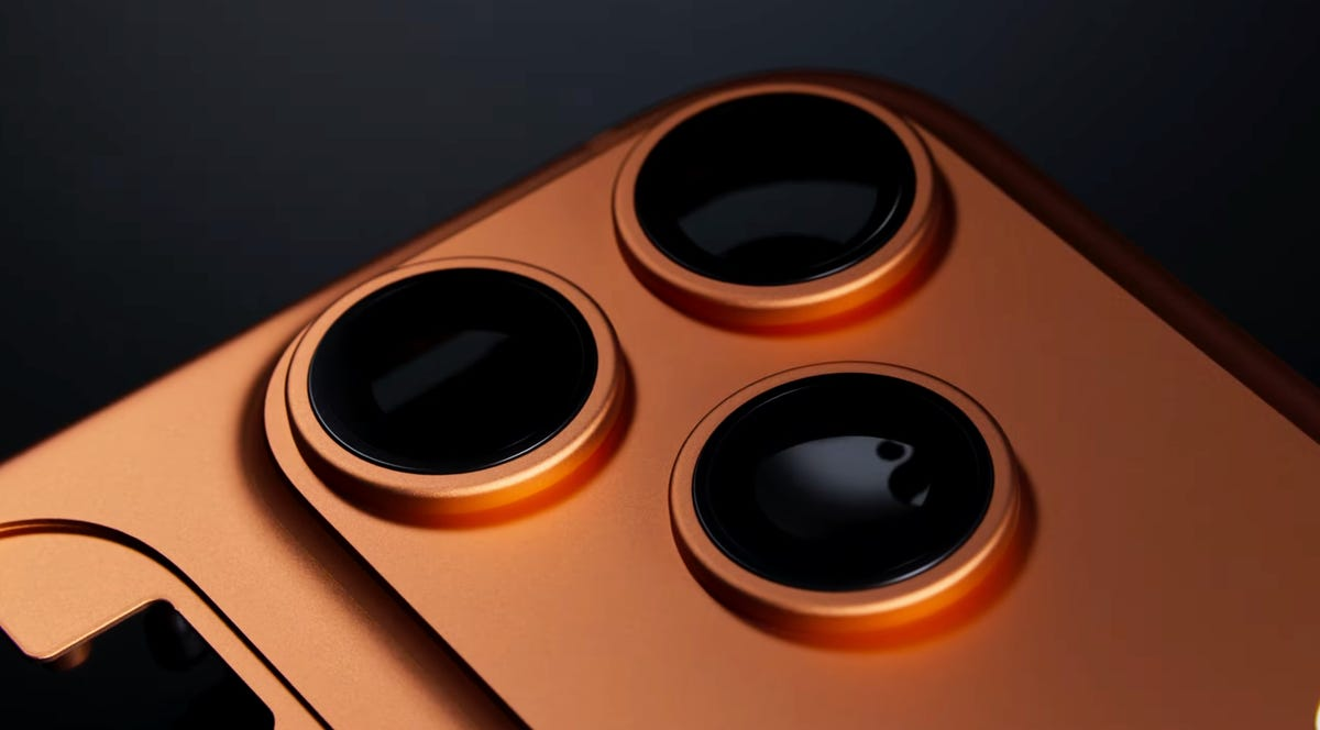 اپل از نسل جدید آیفون و محصولات پوشیدنی خود رونمایی کرد