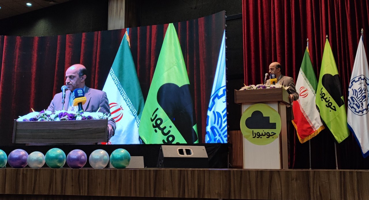 قطار آموزش هوش مصنوعی دانشآموزی ایران به ایستگاه بینالمللی رسید قطار آموزش هوش مصنوعی دانشآموزی ایران به ایستگاه بینالمللی رسید