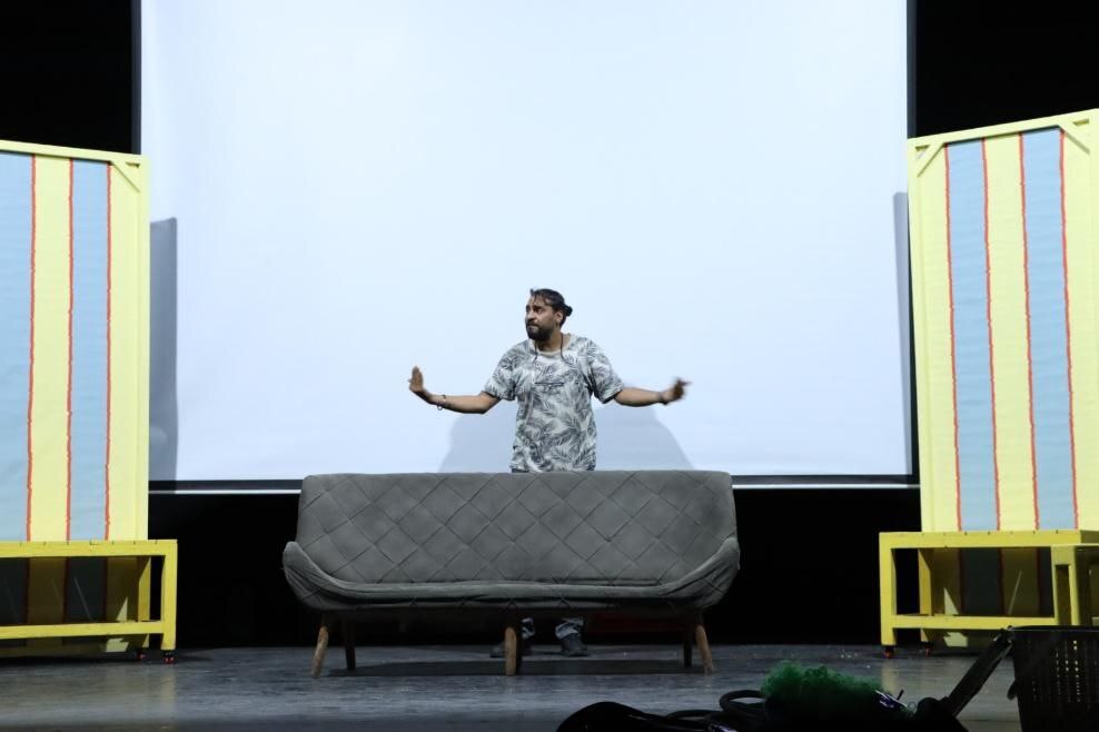 «مریخیها مامان میخوان»؛ روایت عشق مادرانه در دنیای پر از تکنولوژی/تلفیق فانتزی فضایی و ارزشهای خانوادگی «مریخیها مامان میخوان»؛ روایت عشق مادرانه در دنیای پر از تکنولوژی/تلفیق فانتزی فضایی و ارزشهای خانوادگی