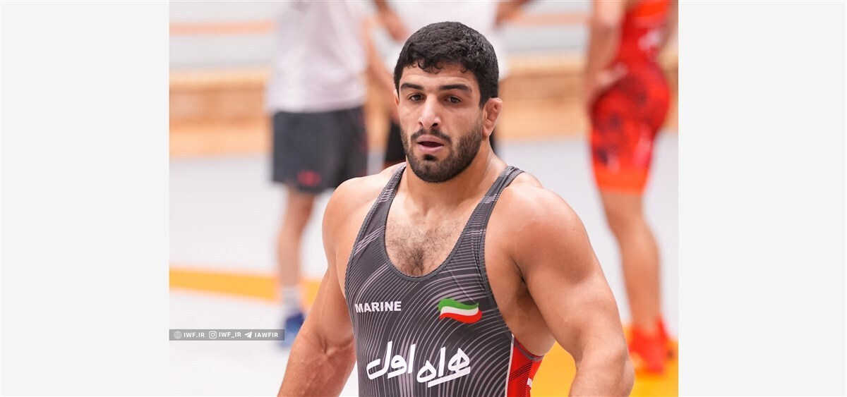 کشتی قهرمانی جهان| کامبک فوق‌العاده قاسم‌پور مقابل حریف روس؛ زور کادی‌یف باز هم به نماینده ایران نرسید