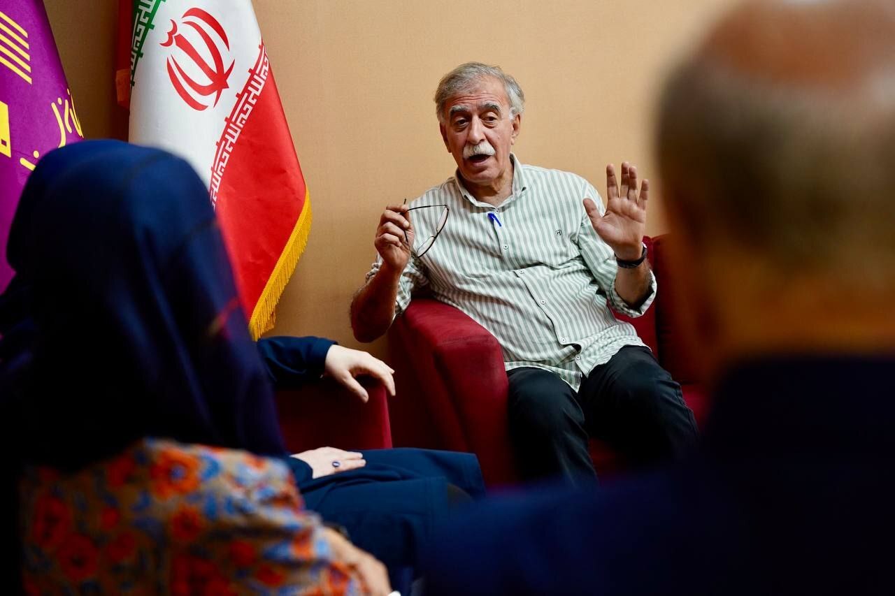 بازدید سخنگوی دولت از خانه سینما به مناسبت روز ملی سینما