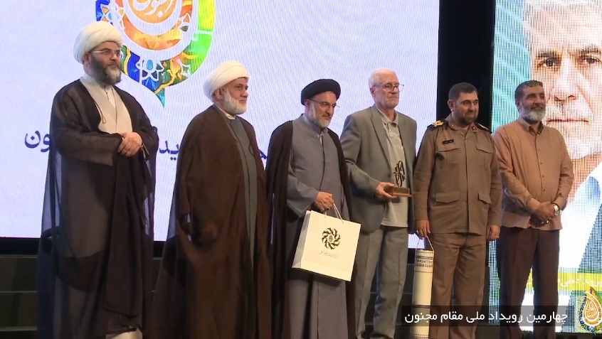 آئین نکوداشت پیرغلامان حسینی «مقام مجنون» آغاز شد