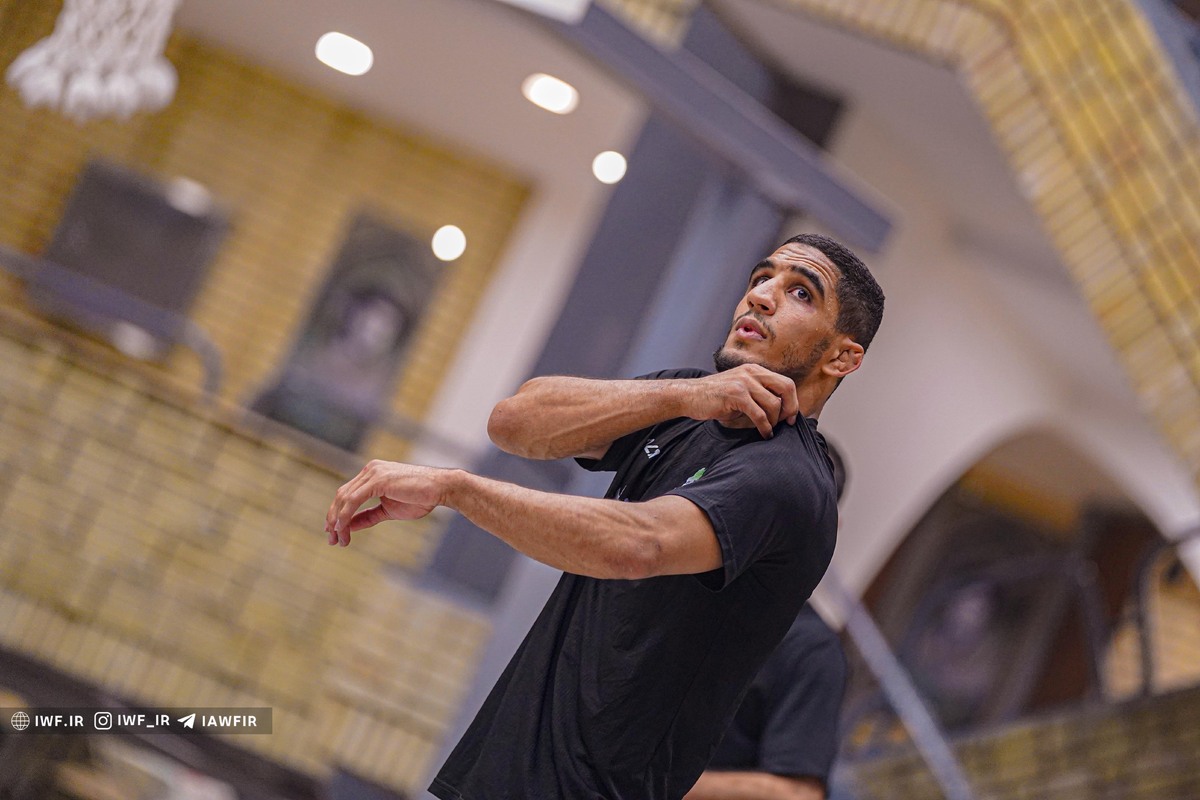 کشتی قهرمانی جهان | عموزاد هم به نیمهنهایی رسید  یک مصاف کاملا ایرانی در نیمهنهایی 65 کلیو