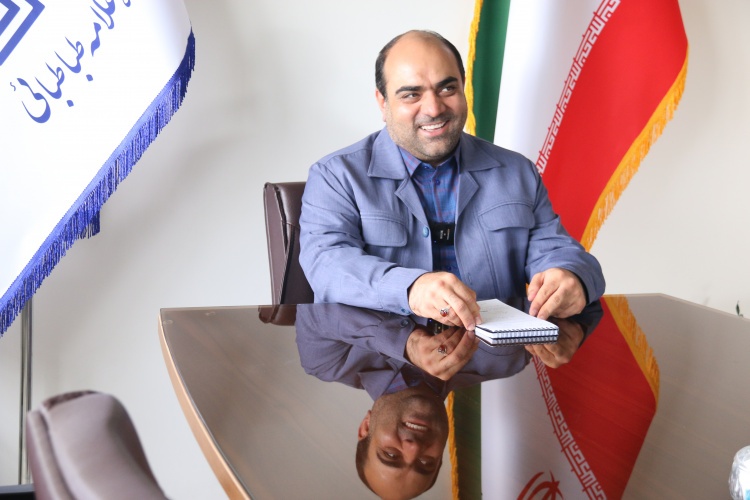 گفتوگو، اعتماد و تعیین مرزها؛ سهضلعی تربیت فناورانه در خانوادهها باشند گفتوگو، اعتماد و تعیین مرزها؛ سهضلعی تربیت فناورانه در خانوادهها باشند