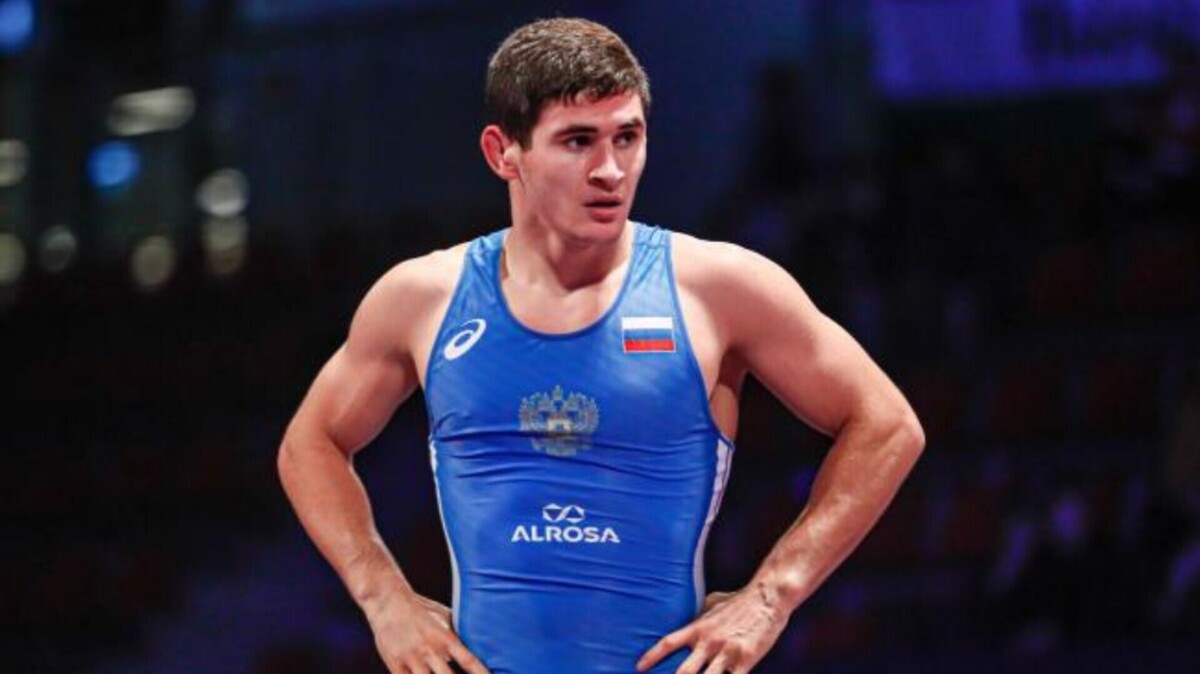 کشتی قهرمانی جهان| زانوی مصدوم و اشکهای والییف و پایانی تلخ  تاکاهاشی با مبارزه نیمهتمام قهرمان شد