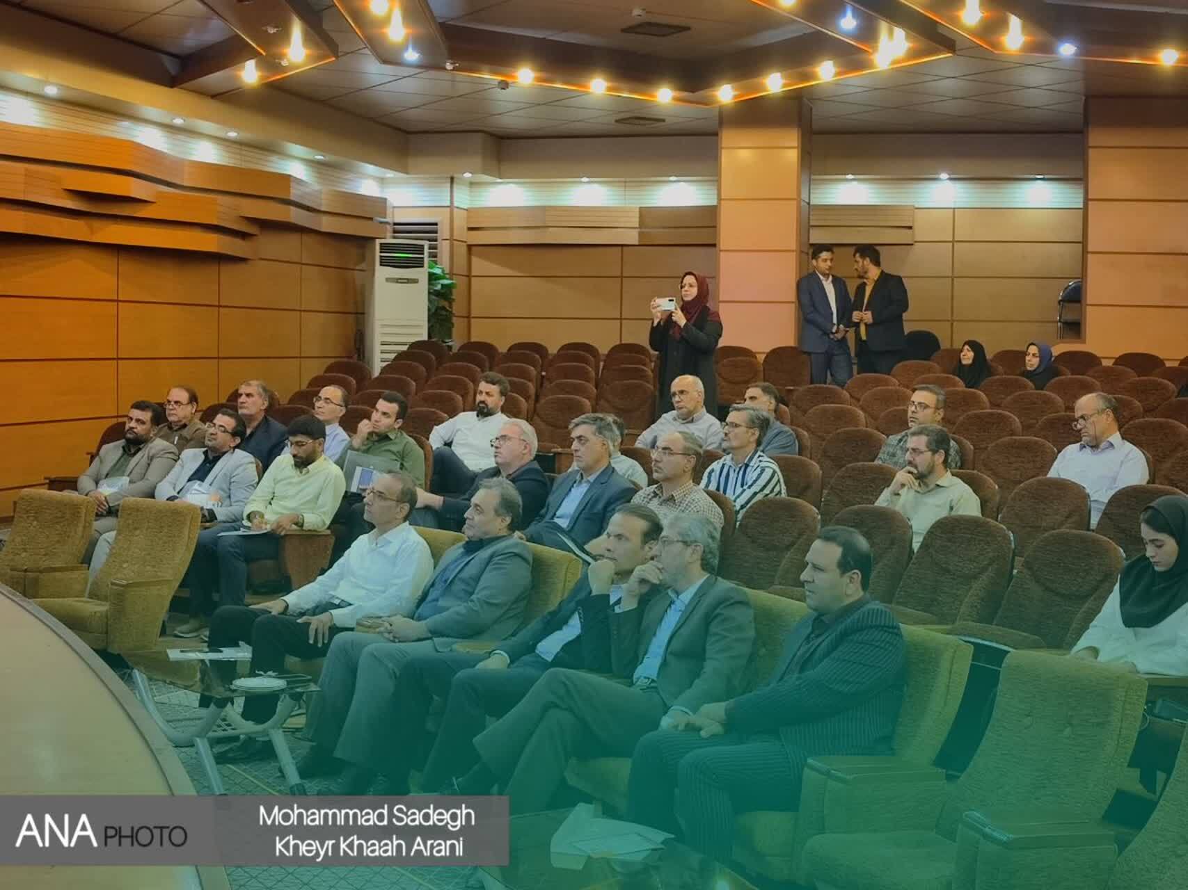 از تهاجم فرهنگی تا تربیت نسل پویا؛ نقش دوگانه معلم و دانشگاه آزاد