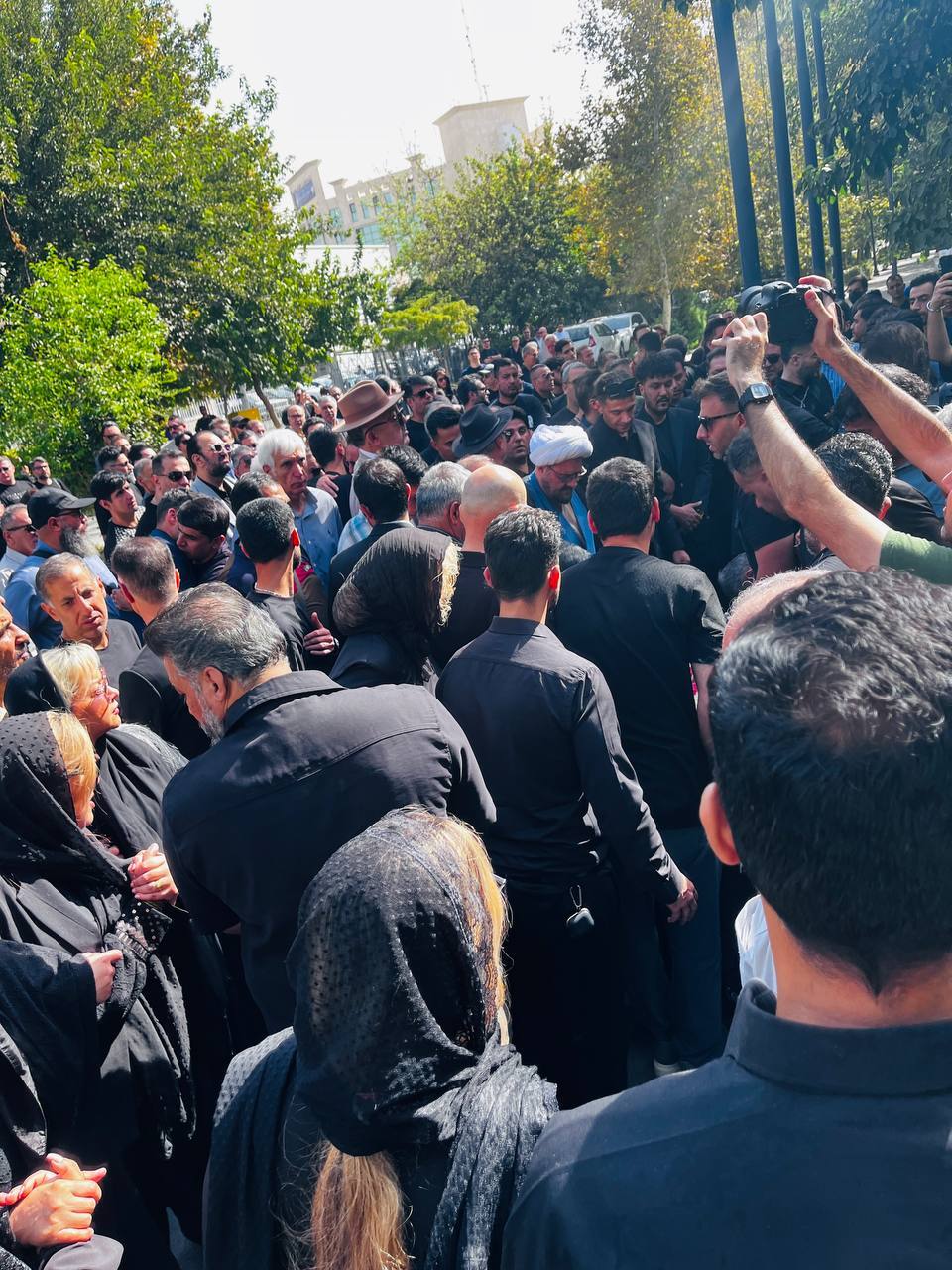 امید جهان؛ صدای خطه هنرمندخیز جنوب و مظهر دوستی و شادی