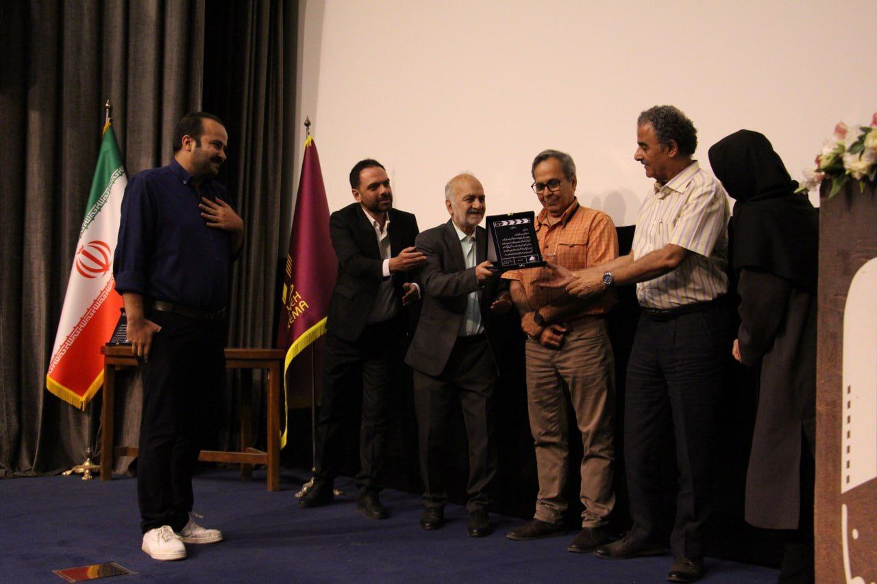 تقدیر از حافظان میراث هنر هفتم در موزه سینما/ هنرمندان لابراتوار سربازان گمنام سینما هستند