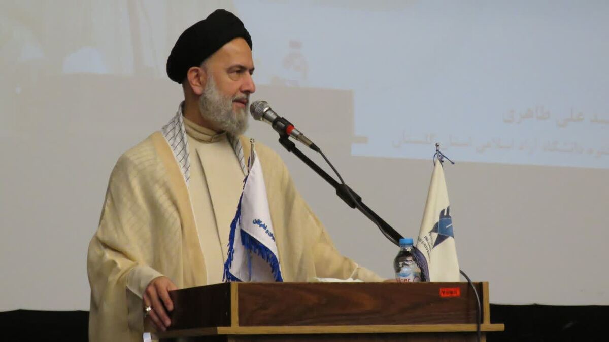 مسئولیت استادان فراتر از کلاس و در گرو پاسخگویی به دغدغه‌های روز