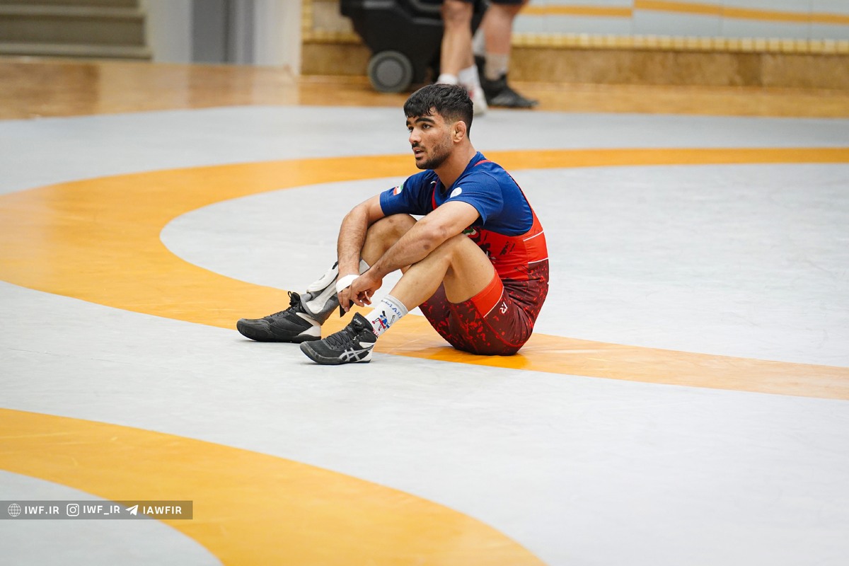 کشتی قهرمانی جهان|شکست دور اولی قهرمان جوانان جهان و گریه‌های احمدی‌وفا