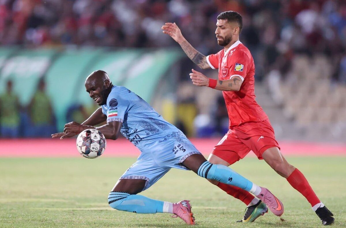 هفته چهارم لیگ برتر| سومین توقف پرسپولیس در گام چهارم  سد محکم چادرملو فرونریخت