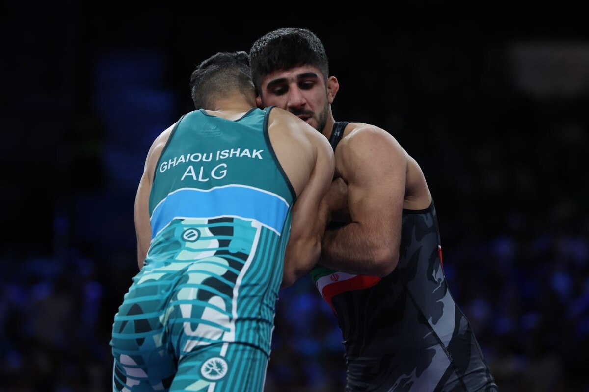 حضور ۲ قهرمان و نایب‌قهرمان ایرانی المپیک در روز سوم؛ نگاه کشتکار به فرخی