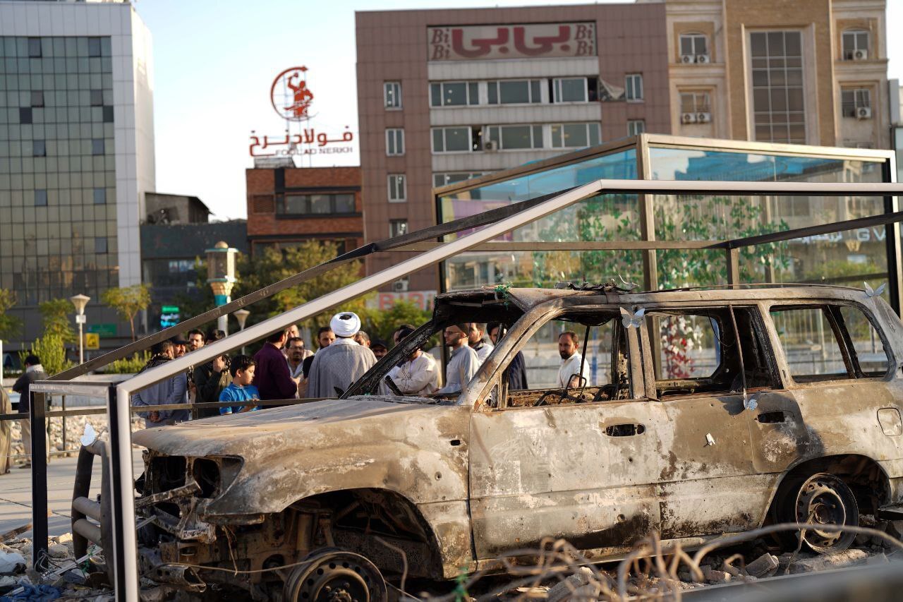 بازتاب تحولات روز در چهره شهر؛ از قهرمانی کشتی تا روزهای جنگ بازتاب تحولات روز در چهره شهر؛ از قهرمانی کشتی تا روزهای جنگ