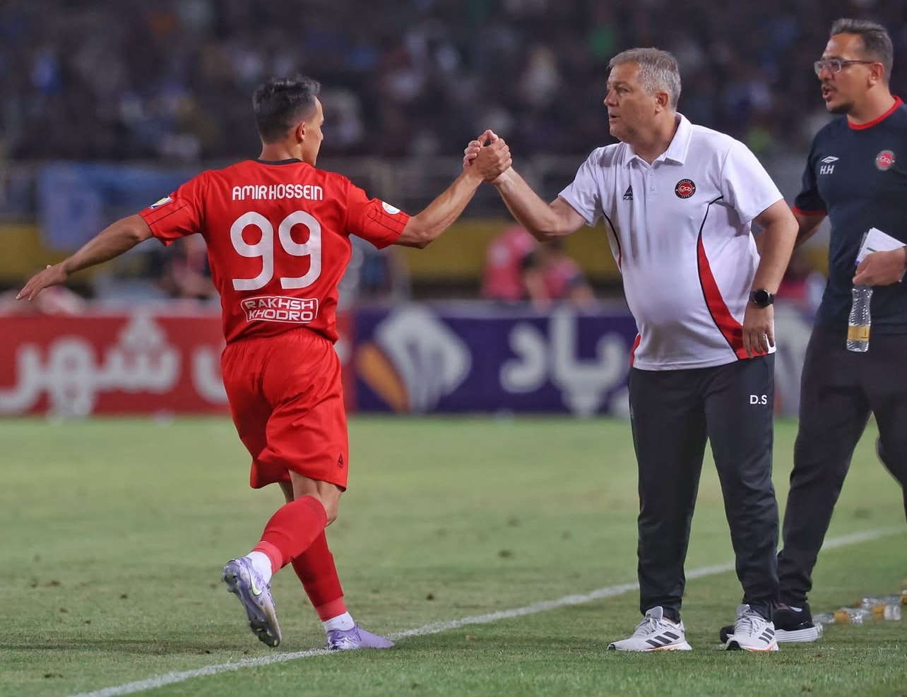 بررسی زیر نقلوانتقالات تراکتور | بررسی زیر نقلوانتقالات تراکتور |