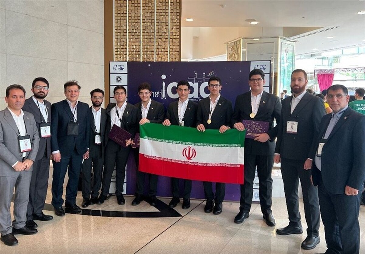 از چگونگی فتح کیهان توسط دانشآموزان ایرانی تا آزمونی به نام «ولایتمداری» از چگونگی فتح کیهان توسط دانشآموزان ایرانی تا آزمونی به نام «ولایتمداری»