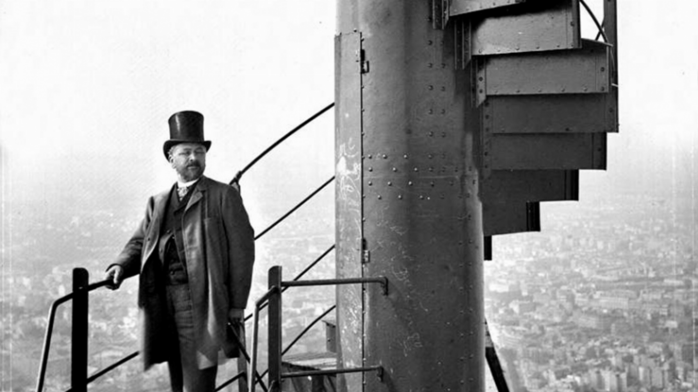 فناوری، برج ایفل را از تخریب نجات داد فناوری، برج ایفل را از تخریب نجات داد