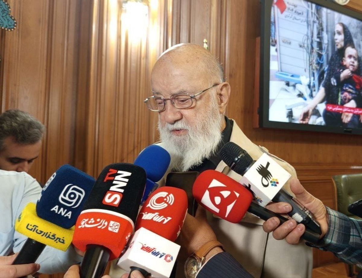 چمران: به‌کارگیری اتباع در شهرداری فقط با مجوز قانونی ممکن است