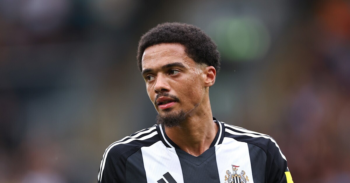 جمال لوییز برای تایید نهایی کادرفنی پرسپولیس راهی ایران می شود