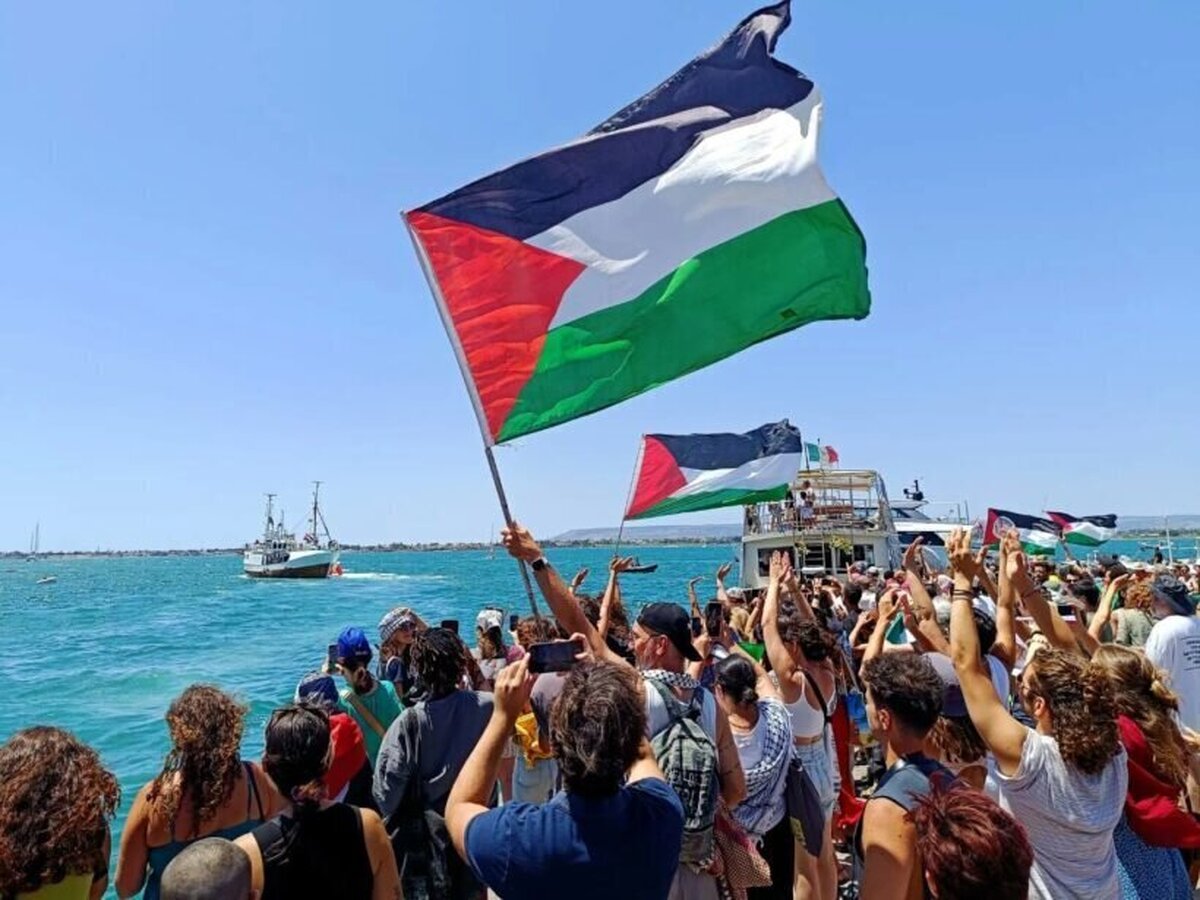 تلاش‌های جهانی برای غزه  شعر الهام نجمی و صدای گرتا تونبرگ+ فیلم