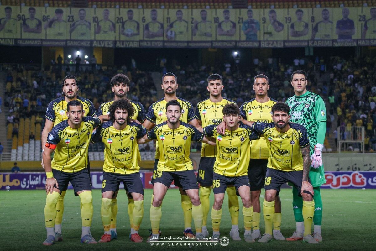 باشگاه سپاهان ۱۰ درصد از قرارداد کادر فنی و بازیکنانش را کسر کرد