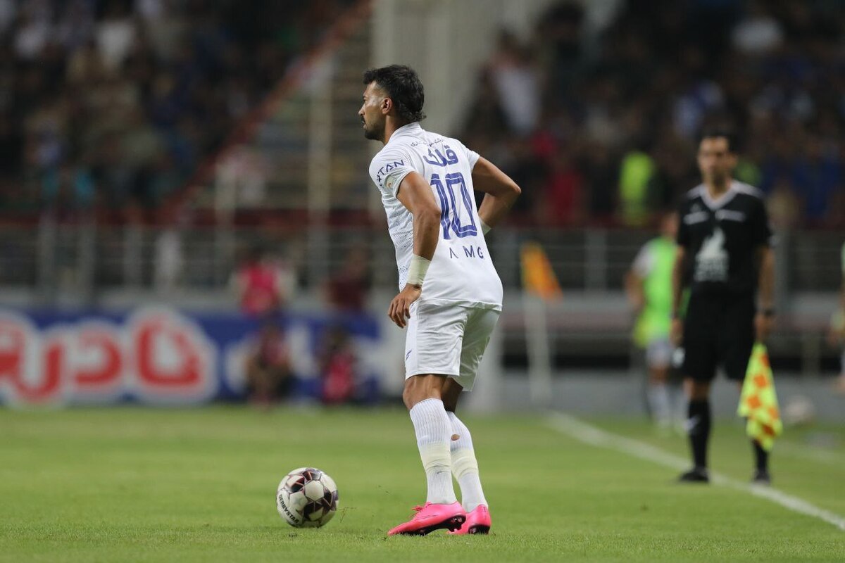 جرائم کمیته انضباطی برای استقلال و پرسپولیس  رضاییان ۲ جلسه محروم شد