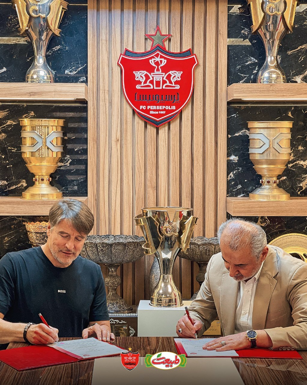 قرارداد اونینگ و پرسپولیس امضا شد قرارداد اونینگ و پرسپولیس امضا شد