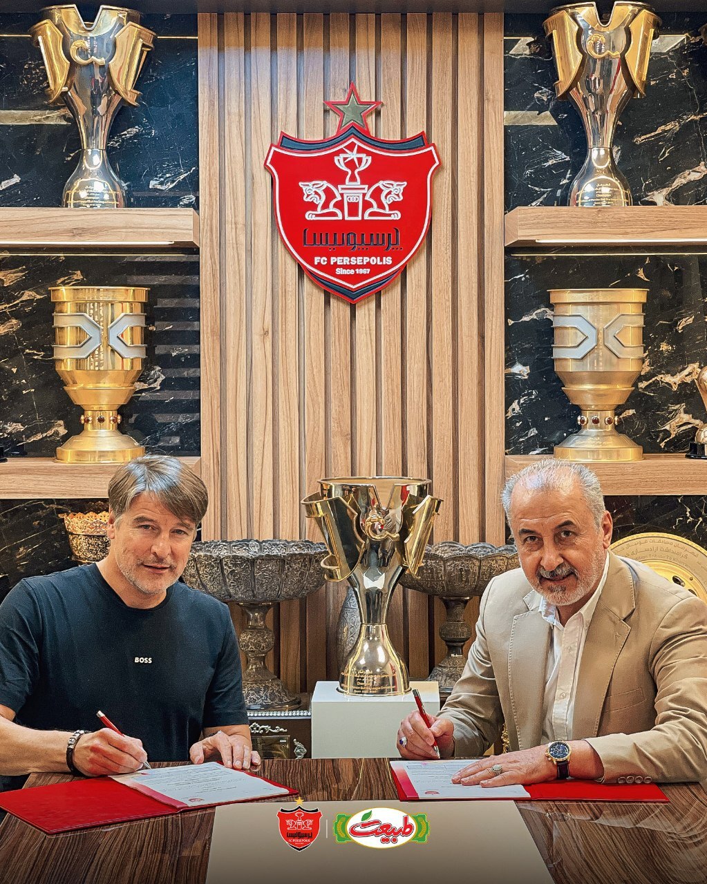 قرارداد اونینگ و پرسپولیس امضا شد+عکس قرارداد اونینگ و پرسپولیس امضا شد+عکس