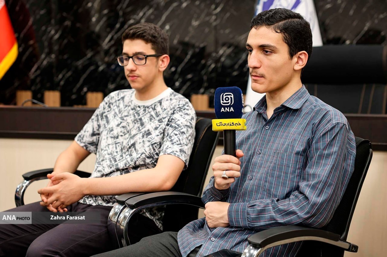 تحصیل در جهان، خدمت در ایران! + فیلم و عکس تحصیل در جهان، خدمت در ایران! + فیلم و عکس