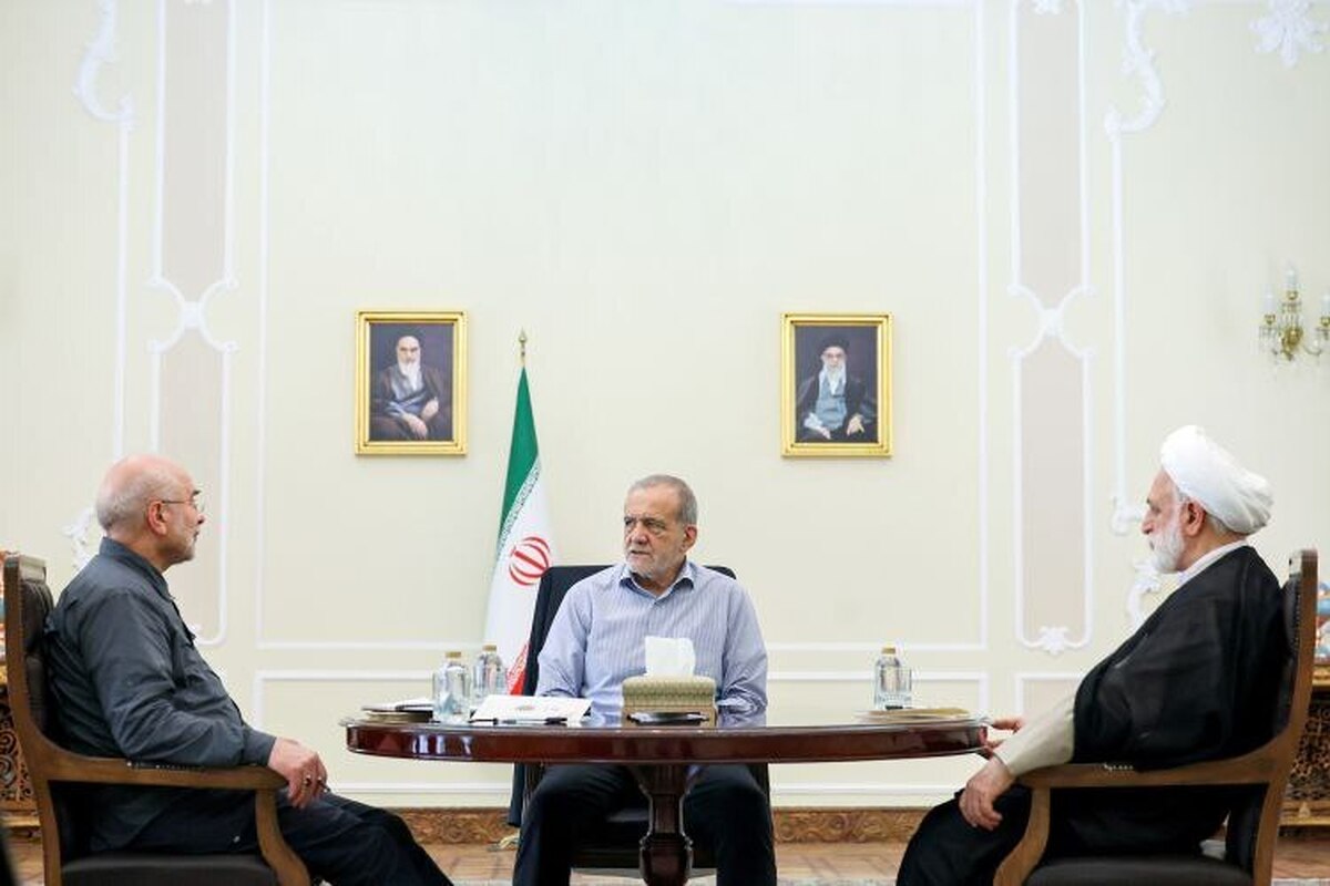 رئیس‌جمهور میزبان جلسه سران قوا