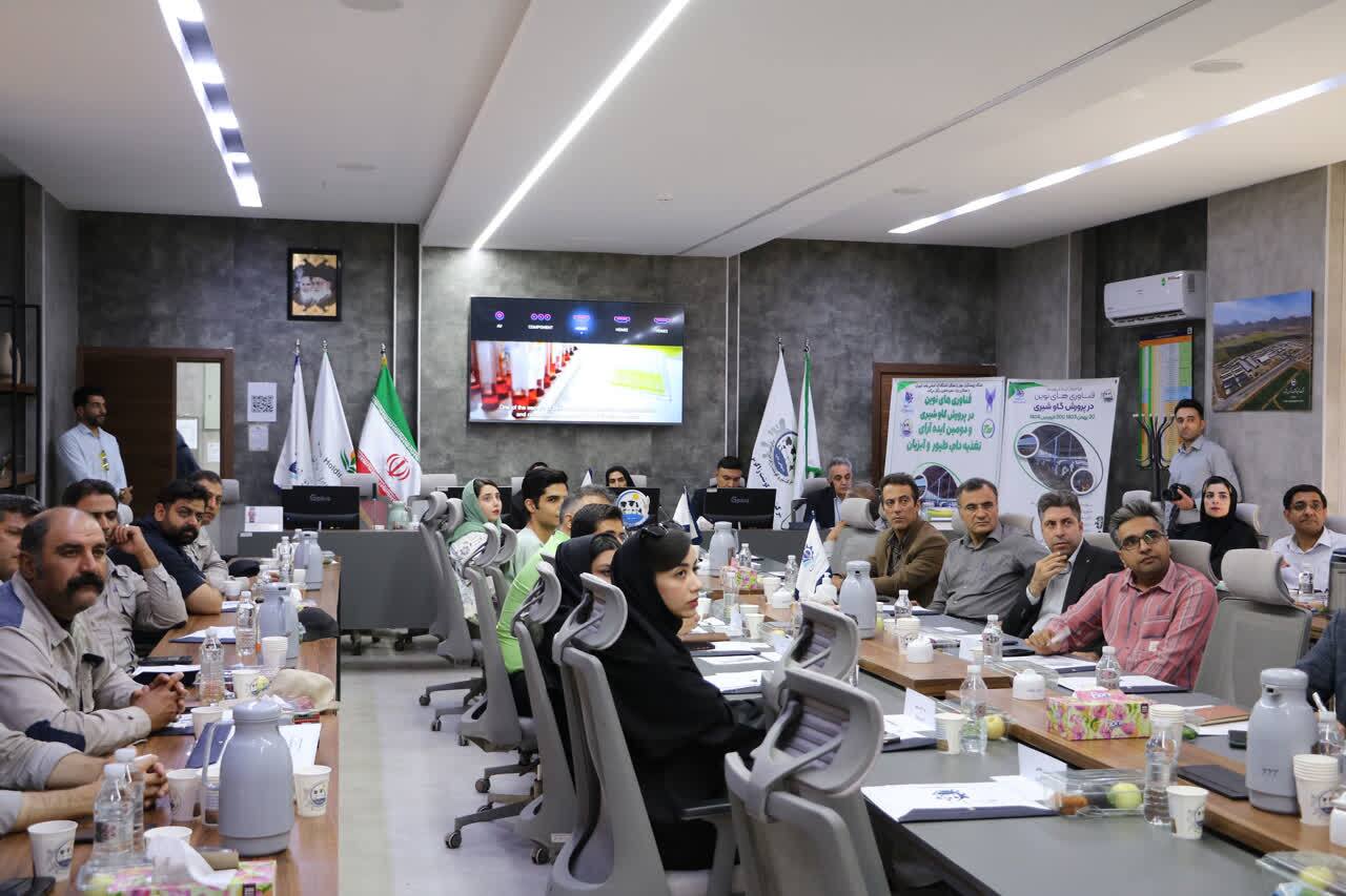 از هوش مصنوعی تا نانوپروبیوتیک: انقلاب علمی در دامداری با ایدهآرای دانشگاه آزاد از هوش مصنوعی تا نانوپروبیوتیک: انقلاب علمی در دامداری با ایدهآرای دانشگاه آزاد