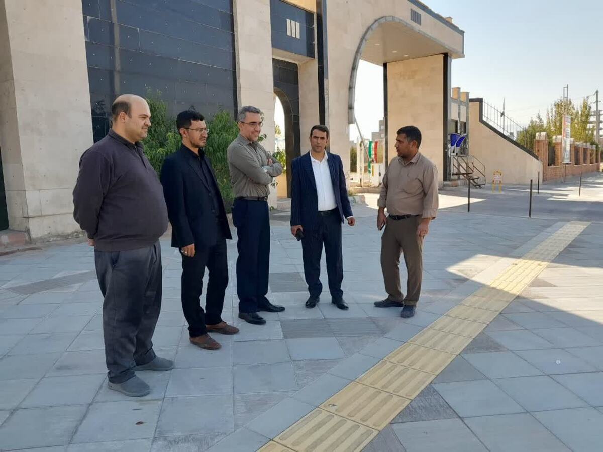 تحول چهره دانشگاه آزاد با همکاری شهرداری آذرشهر