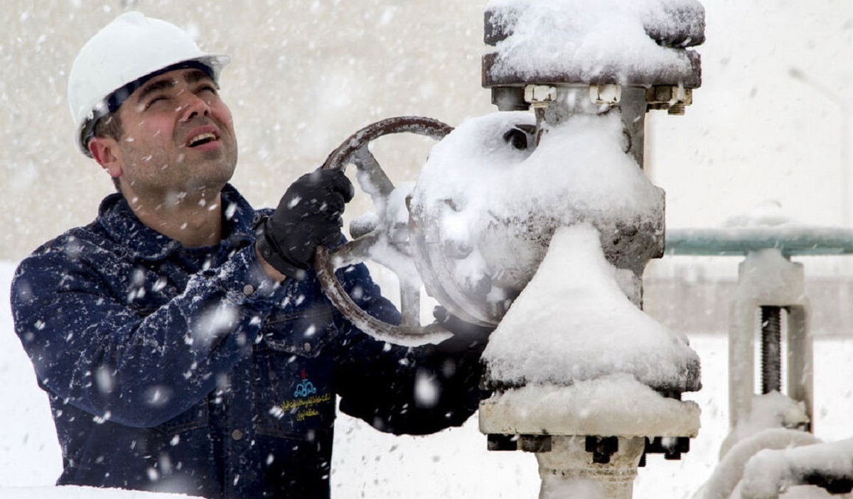 بی‌برنامگی تامین سوخت صنایع در آستانه سرما  تلاش برای رفع موانع در شهرک‌های صنعتی تهران