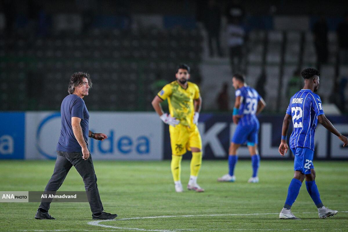 فرصت ۳۰ روزه برای شانس دوباره باز شدن پنجره نقل و انتقالاتی  خطر کسر امتیاز و سقوط به دسته پایین‌تر هم برای استقلال وجود دارد!