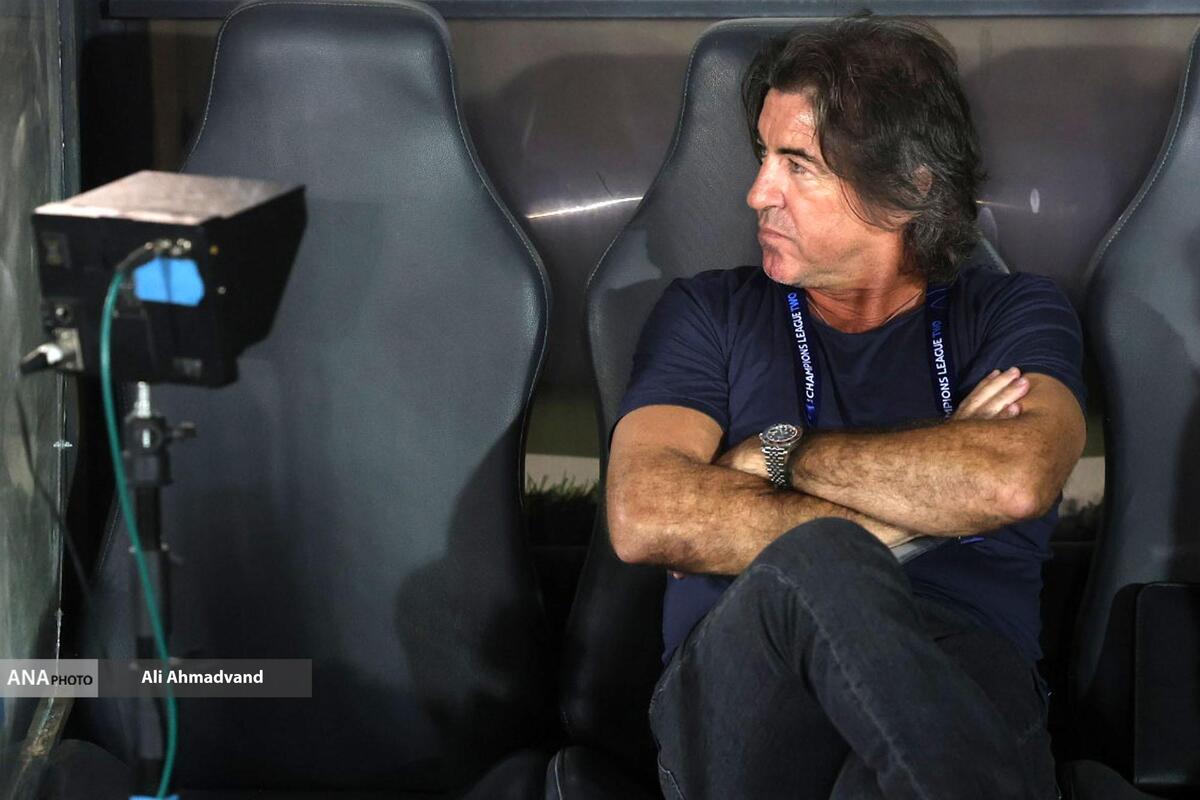 یوسفی: حداقل دو بازی به ساپینتو فرصت دهند  بازیکنان خارجی گره از کار استقلال باز نمی‌کنند