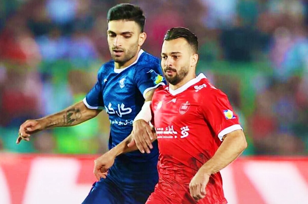 اعتراض گل‌گهر به کار غیرقانونی تماشاگران پرسپولیس  درگیری فیزیکی هواداران و لیدرها بابت شعار علیه درویش