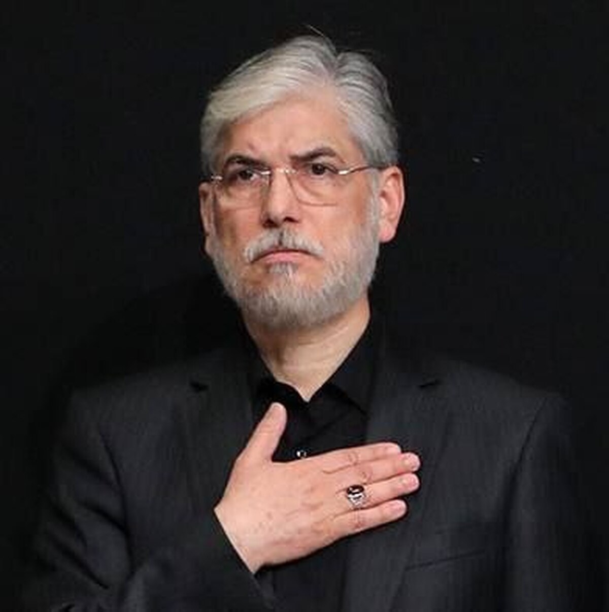 تماس وزیر علوم با خانواده دانشجوی جان‌باخته دانشگاه تهران و پیگیری حال مجروحان